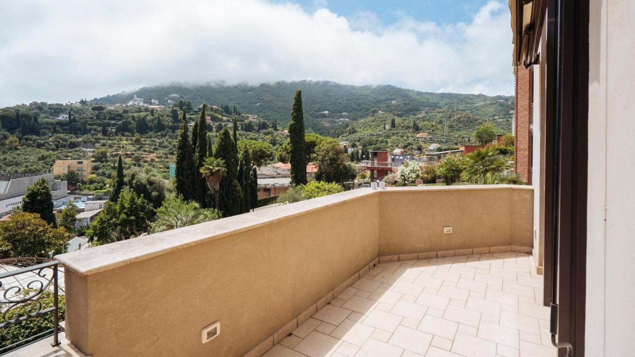 Parco Villa Fiske 2 Alassio Dış mekan fotoğraf